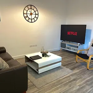 https://ye-olde-windmill-apartment-freeparking.yorkshirehotels.net